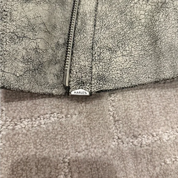 Harley-Davidson‎ Women's Leather Jacket - Distressed Gray - Picture 4 of 12